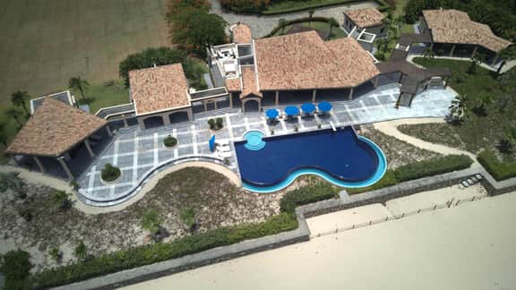 Casa de la Playa 4BR - Image 2