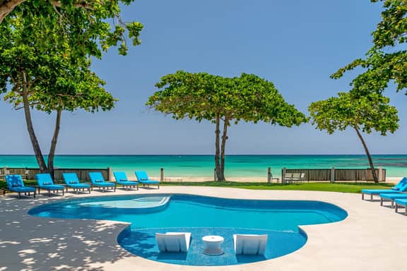 Malatai Beach 8BR - Image 3