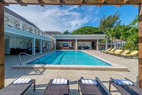 Sweet Spot 5BR - Image 2