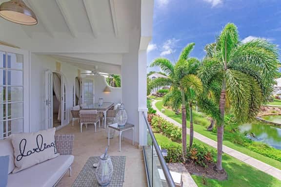 Royal Villa 12 - Image 5