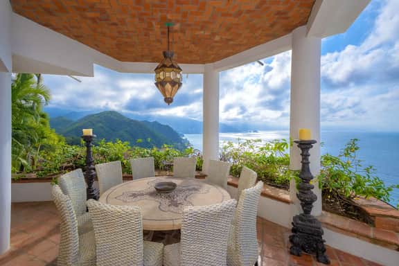 Hacienda De Las Flores - Image 5