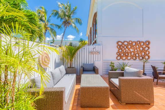 Coco's Beach House - Image 5