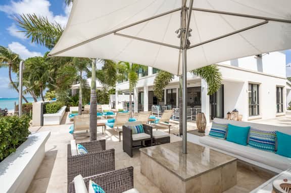 Dolphin Beach House - Image 2