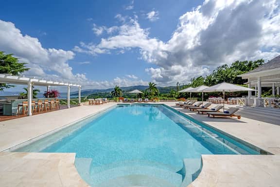Longview Villa - Image 2