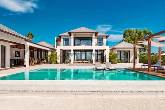 Vision Beach - Image 4