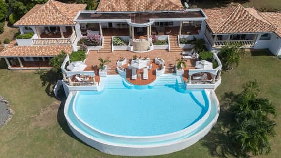 Villa Mariposa 2BR - Image 2