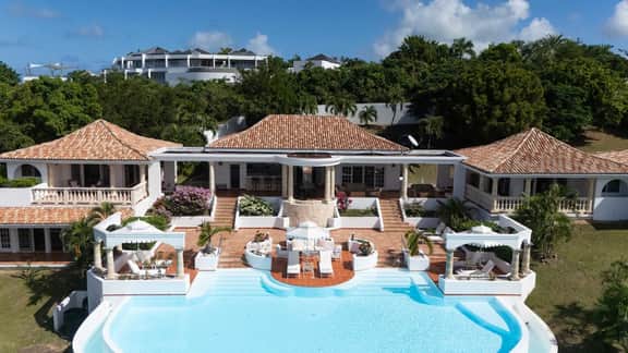 Villa Mariposa 3BR - Image 2