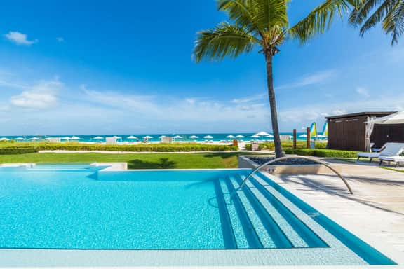 Hotel Luxury Two Bedroom Suite - Image 5