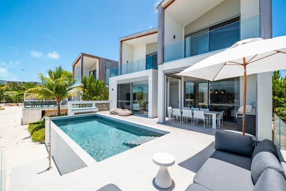 5BR Lagoon Villa + Guest House 16 - Image 4