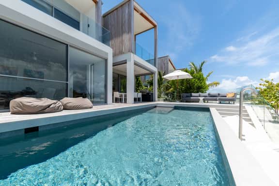 5BR Lagoon Villa + Guest House 16 - Image 2