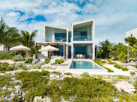 Ocean Estate Reef 5BR + Guesthouse - Image 3