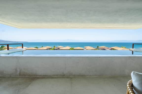 Encanto 1021 - Image 3