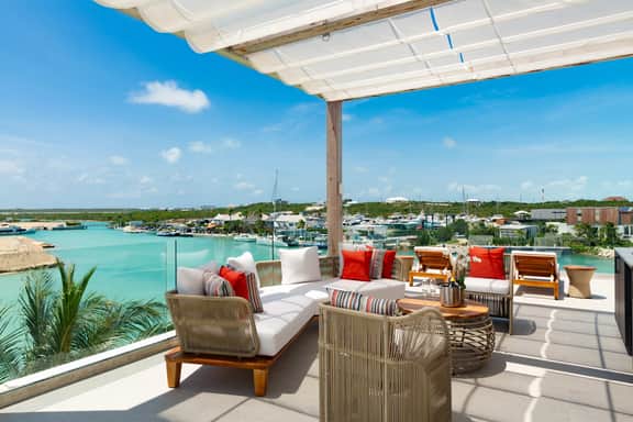 2BR Luxury Boathouse + Terrace - Image 5